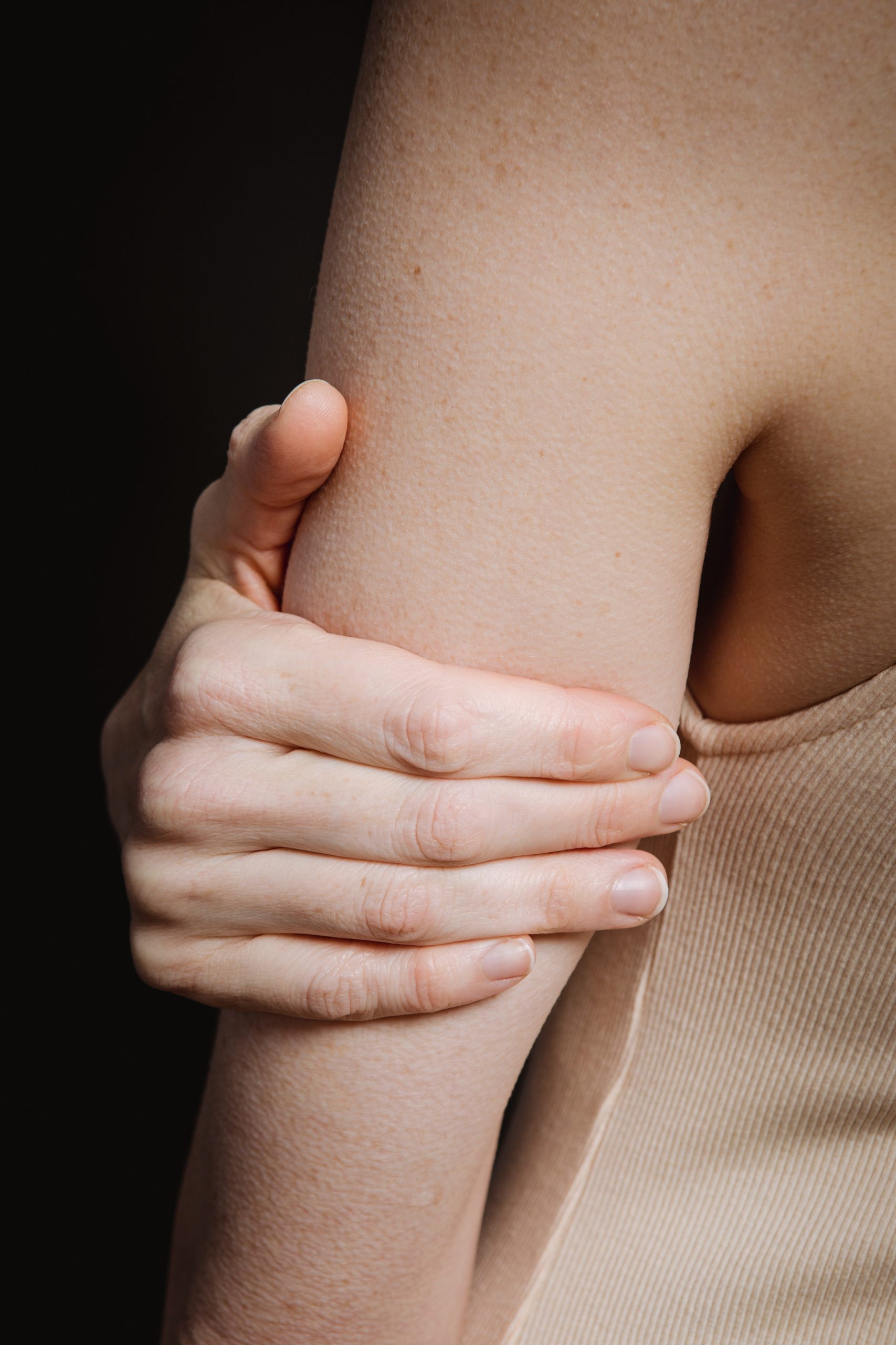 How to Get Rid of Dark Underarms