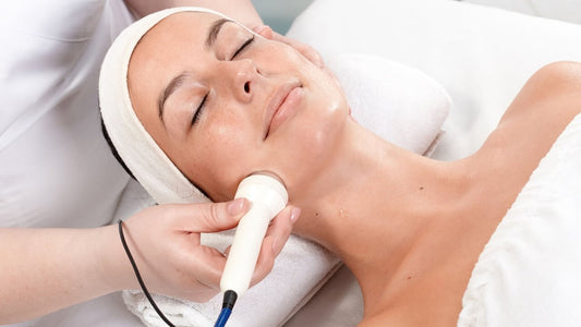 CRYO – THE POST CB MUST-HAVE FACIAL