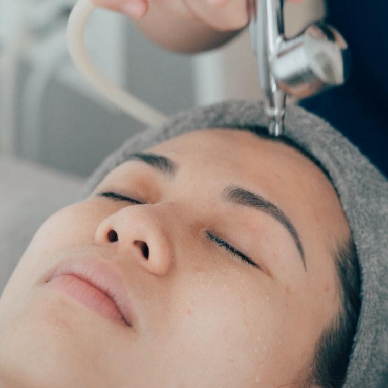 Aqua Surge Organic Facial
