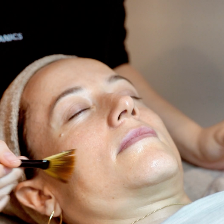 Ultrareviv Booster Facial