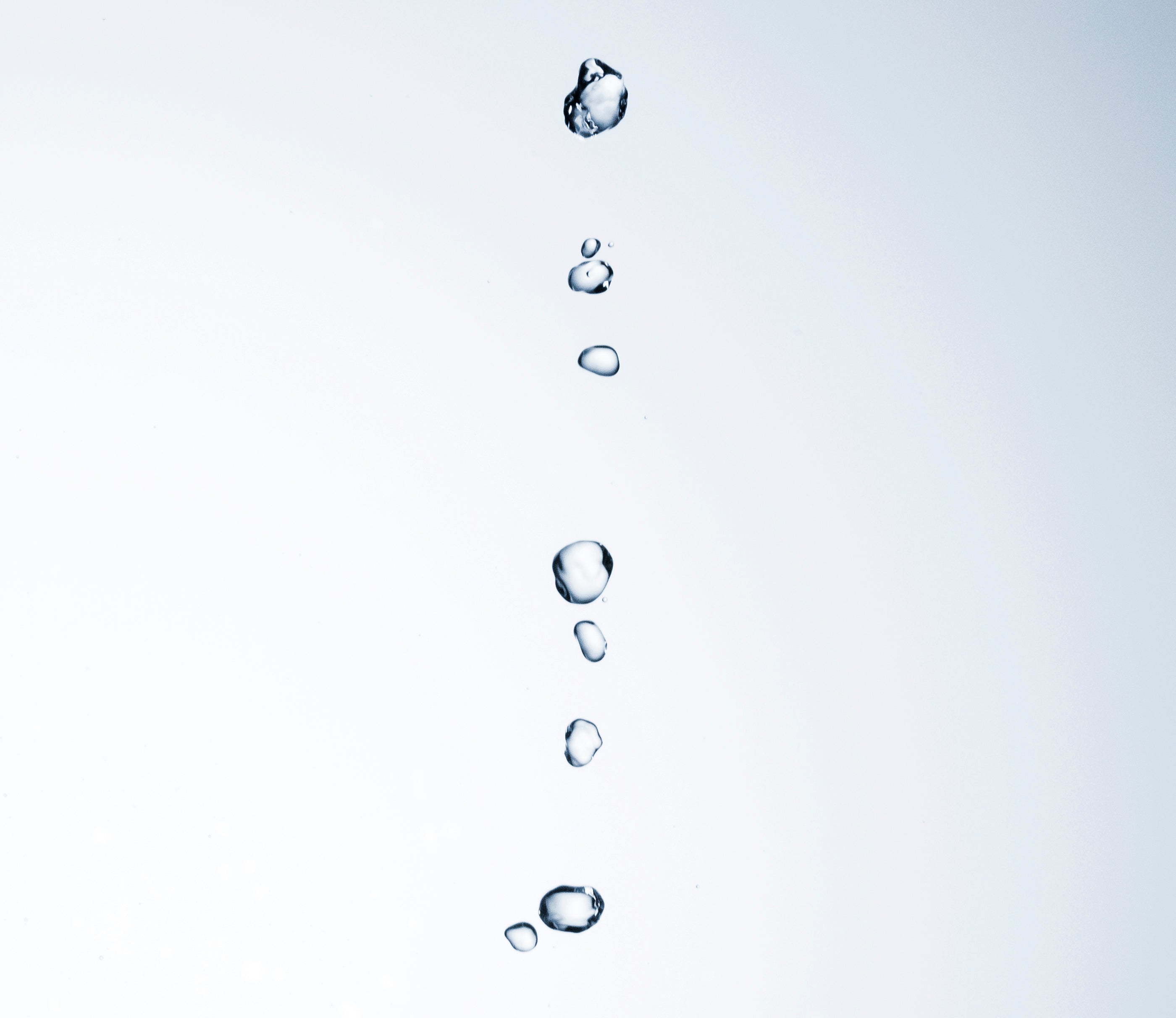 water-drops-white-background-close-up.jpg